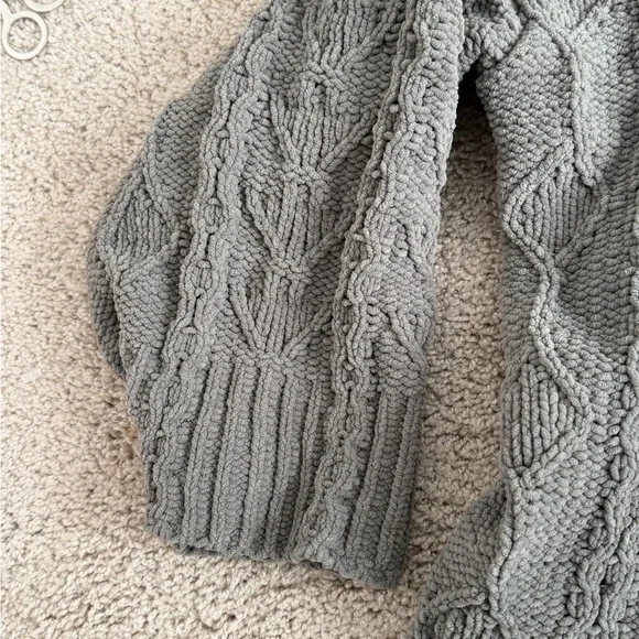 POL Green Heart Hooded Warm Cable Knit Sweater Womens Size Large - Picture 6 of 9